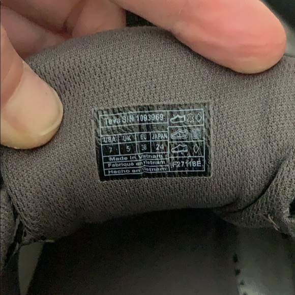 Teva hiking shoes - Picture 3 of 4